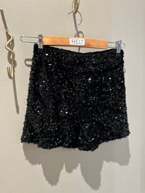 VMBELLA HW SEQUINS SHORTS JRS GIRL